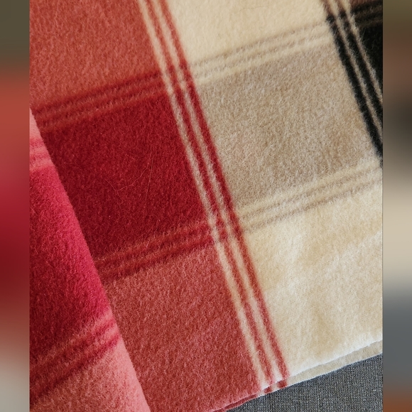 Polar fleece scarf handcut - Picture 3 of 6